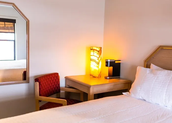 Two Sunsets Hotel