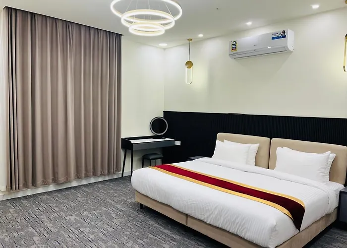 Falcon Grand Hotel