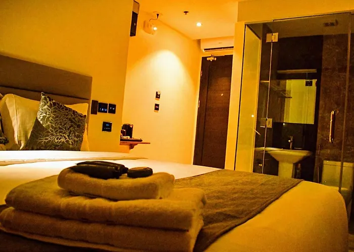 Sempre Premier Inn - Mactan Airport Hotel