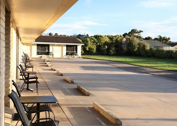 Albatross Motor Inn