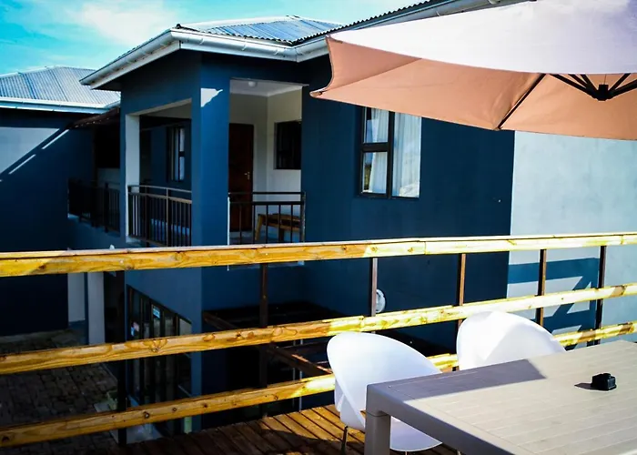 Happy Hen Guest Lodge