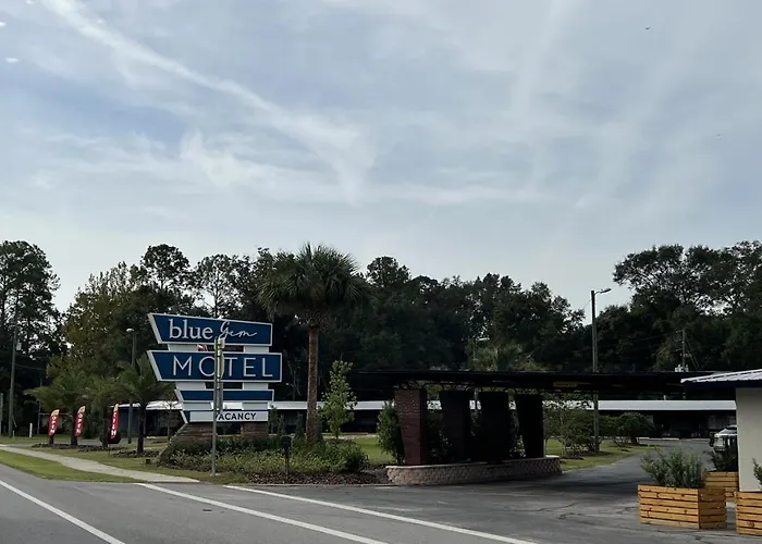 Bluegem Motel