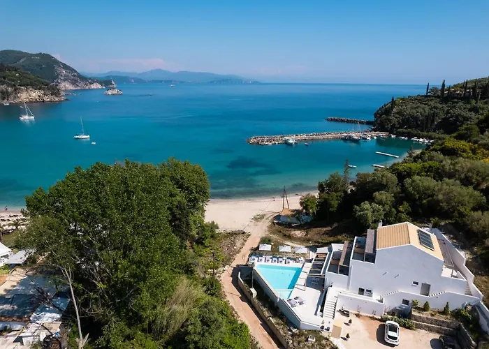 Alboro Seaside Suites