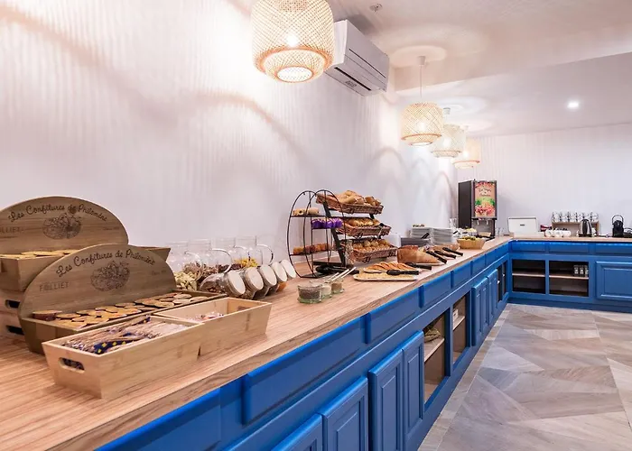Hotel Le Cyrano Bergerac