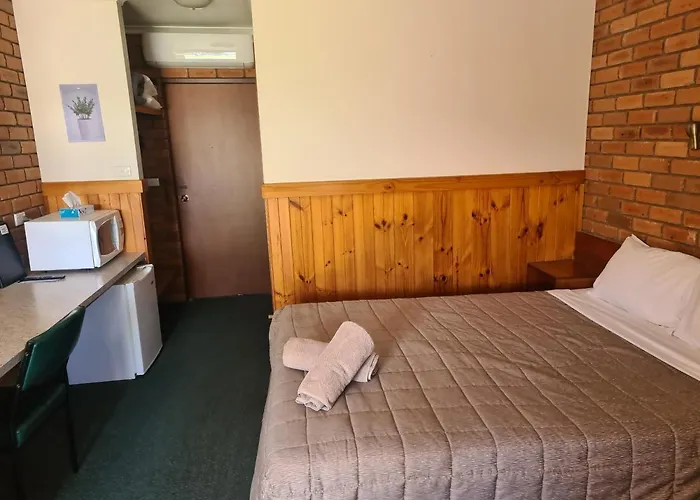 Regency Court Motel