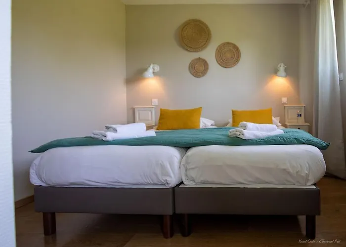 Logis Hotels - Le Bellaroc - Hotel 2 Etoiles Et Restaurant