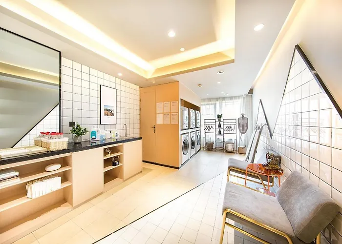 Atour Hotel Lanzhou Anning Zhonghai Plaza