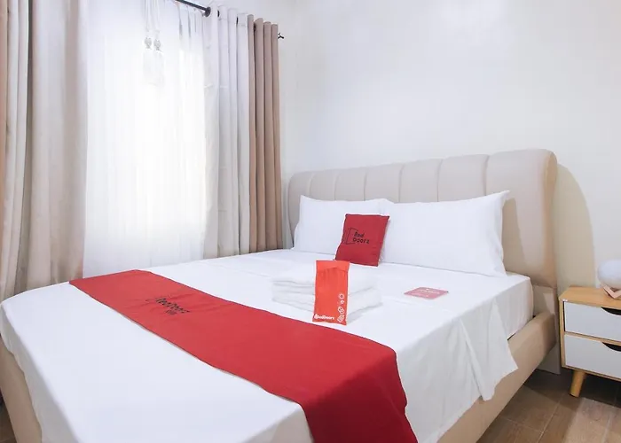 Reddoorz Plus @ Cuarto Verde Staycation