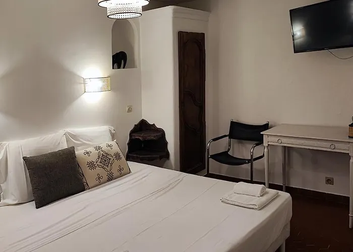 Logis Hotel & Restaurant Du Parc