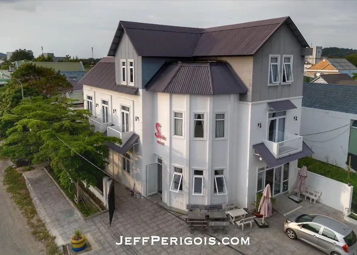Sele House