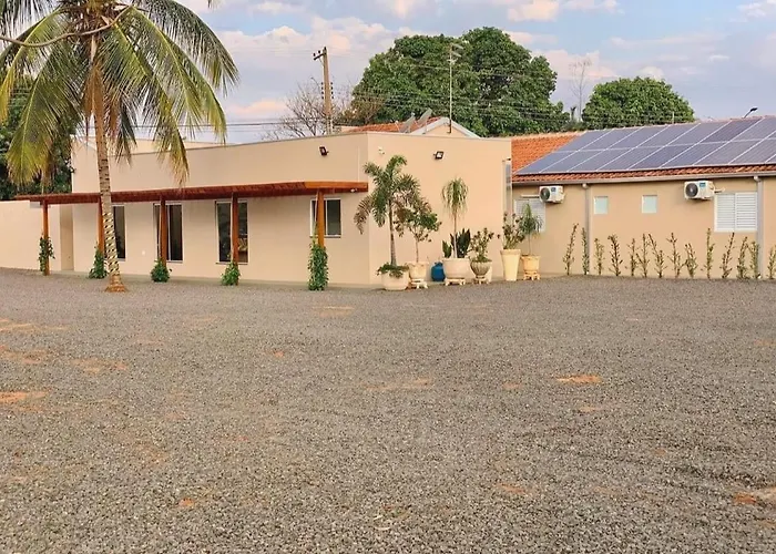 Deluz Hotel