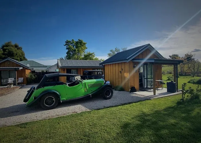 Cheviot Motels, Cabins And Camp