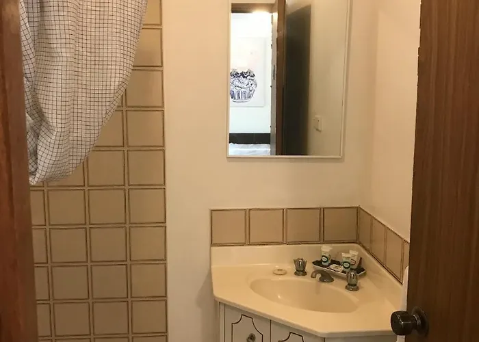 Mt. Remarkable Hotel Motel