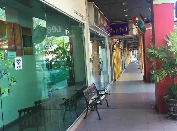 Golden Gate Hotel Kemaman By Rvh