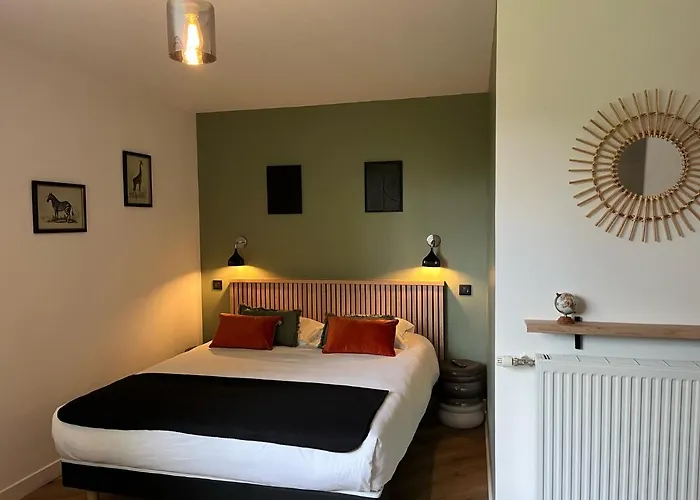 Le Clos Du Pontic Logis Hotels