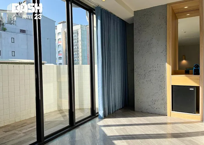 Dash 23 Hotel