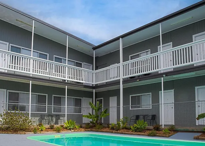 Pacific Motel 05
