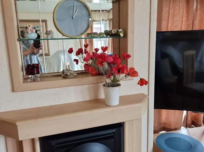Summerlands, Ingoldmells 8 Berth Caravan