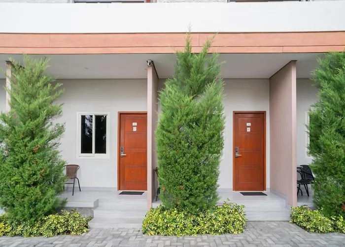 Urbanview Hotel Bubusini Batu By Reddoorz