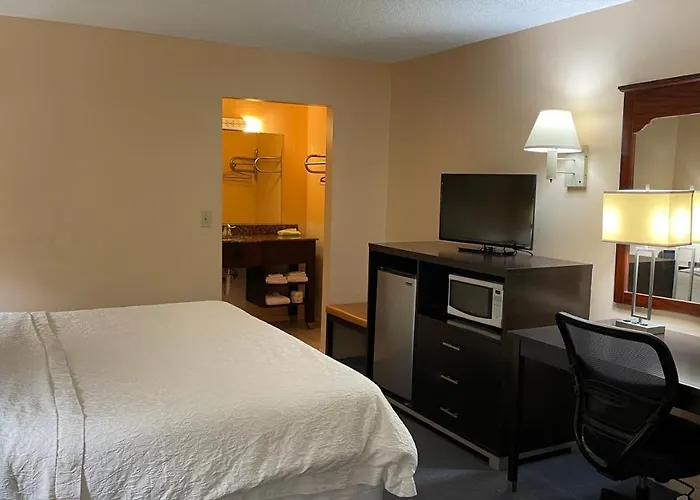 Slumber Inn Harrisonville