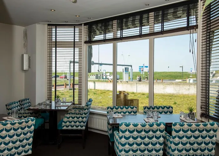 Golden Tulip L Escaut