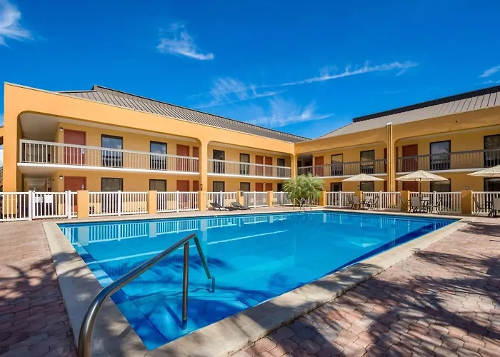 Surestay Hotel By Best Western St Pete Clearwater Airport