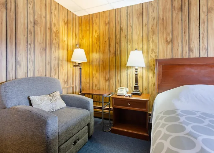 Knob Hill Motor Lodge