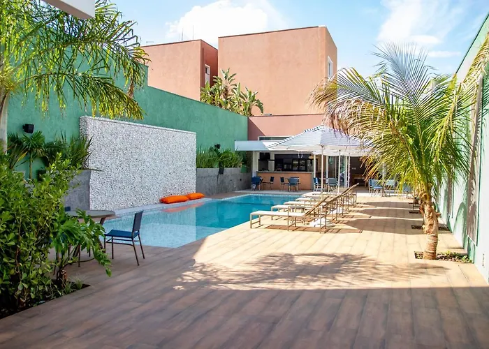 Lirio D'Agua Hotel