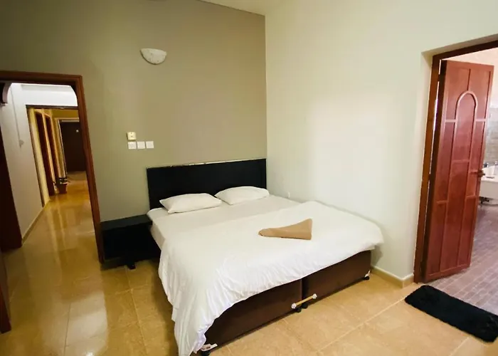 Al Multaqa Hotel