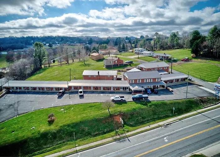 Knob Hill Motor Lodge