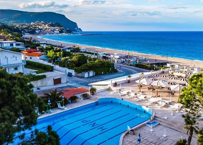Hotel Numana Palace
