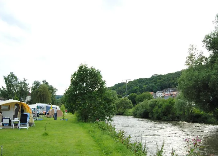 Leaf Camping Reisdorf