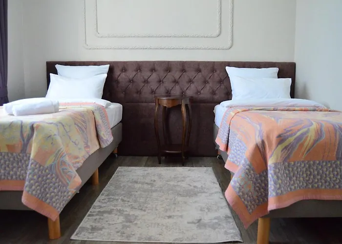 Golden Park Hotel