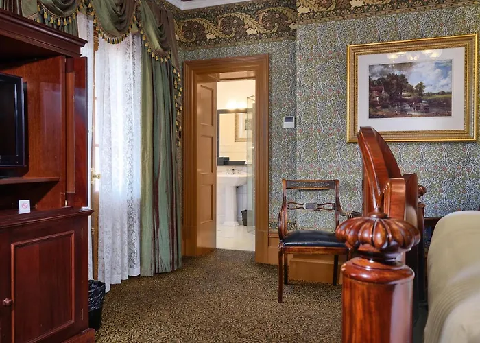 Craig'S Royal Hotel