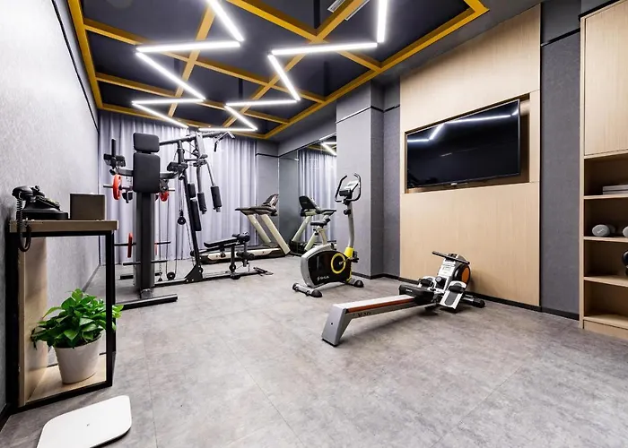 Atour Hotel Wuhan Tianhe Airport Tenglong Avenue Subway Station
