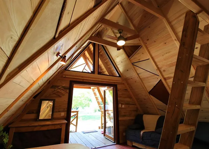 Habitat Createur - Hebergements Insolites Au Camping Municipal "Les Ecureuils"