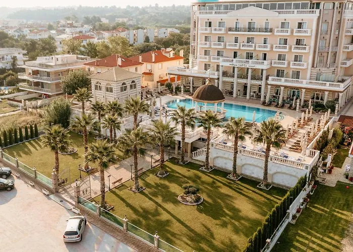 Wellness Santa Hotel - Adults Plus12