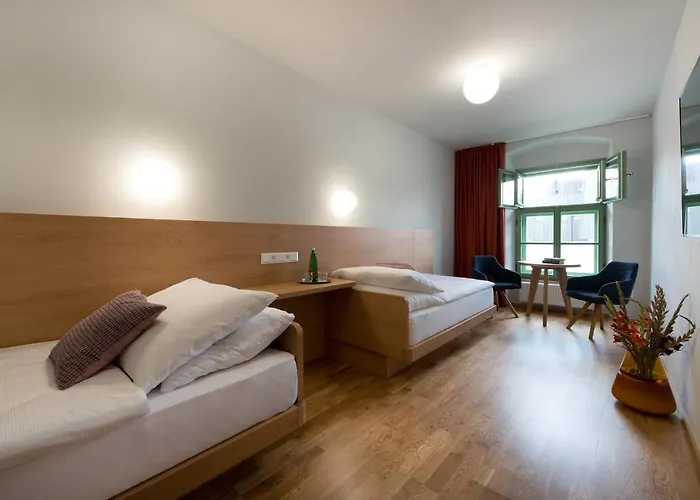Hotel Tri Knizata