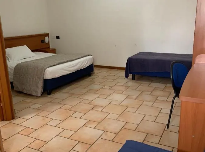 Hotel Lory Ficarolo