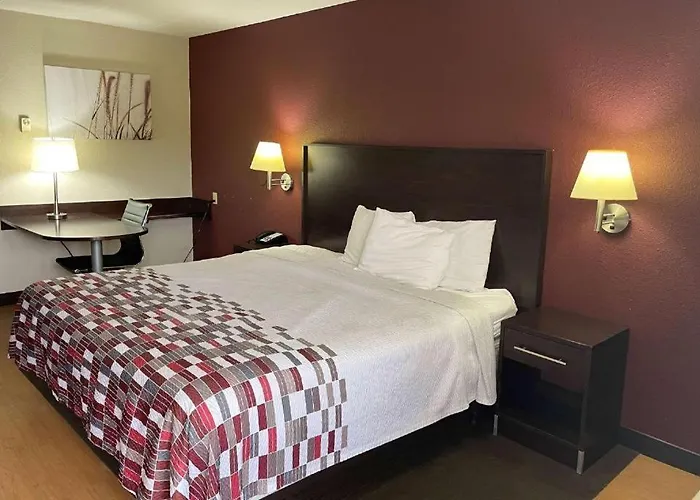 Baymont By Wyndham Holland - Toledo