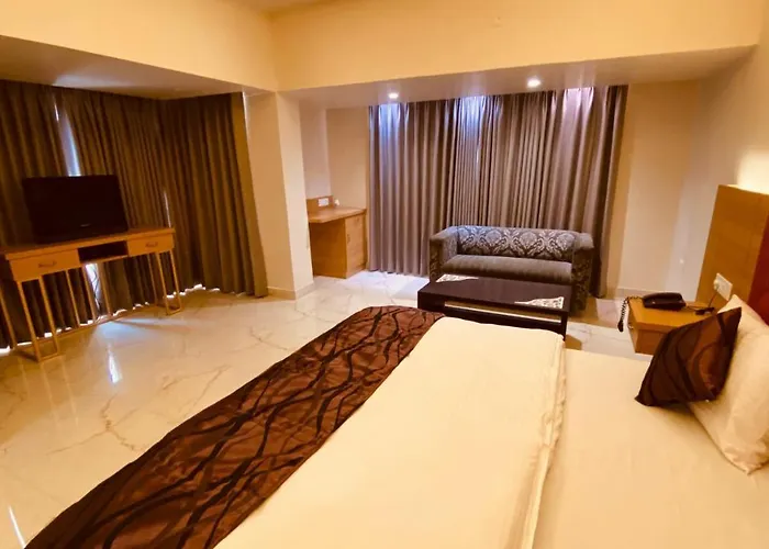 Hotel Amar Palace