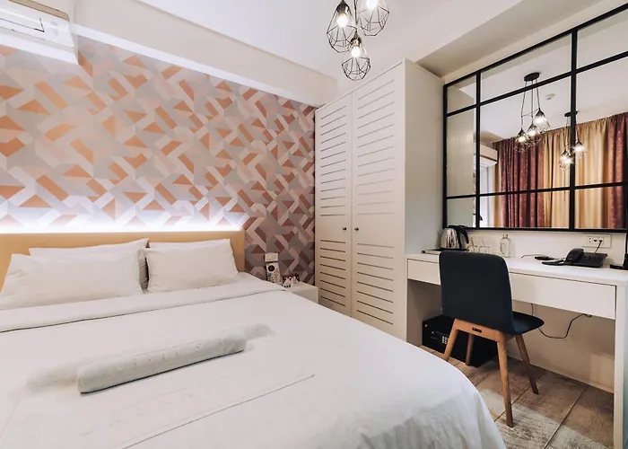 Urbanista Hotel & Bar
