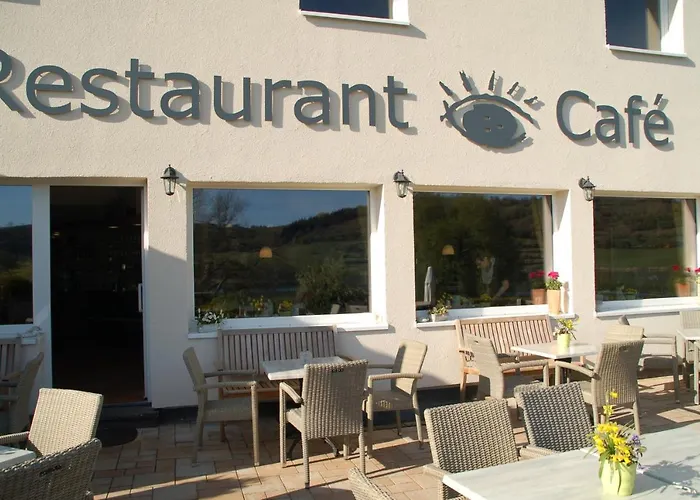 Hotel-Ferienwohnungen Cafe Maarblick