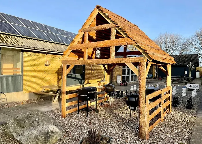 Hestkaer Family Rooms Summer Camp