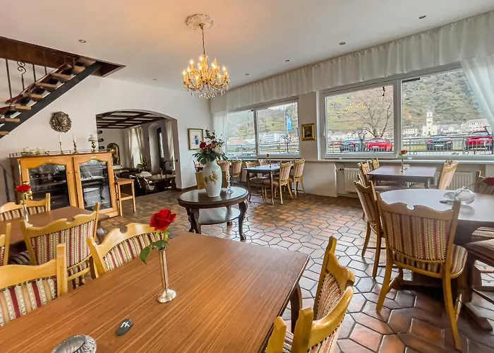 Hotel - Restaurant zum Goldenen Löwen - mit besonderer Geschichte seit 1728 - pets friendly
