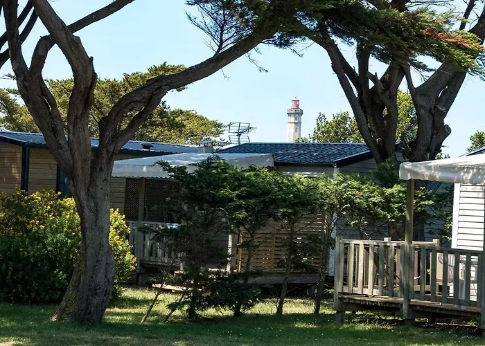 Camping Les Perouses