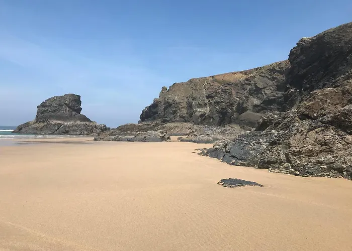 Tides Reach, Deluxe Shepherds Hut 1, 100M From The Beach