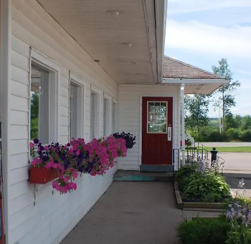 Blue Bird Motel & Restaurant