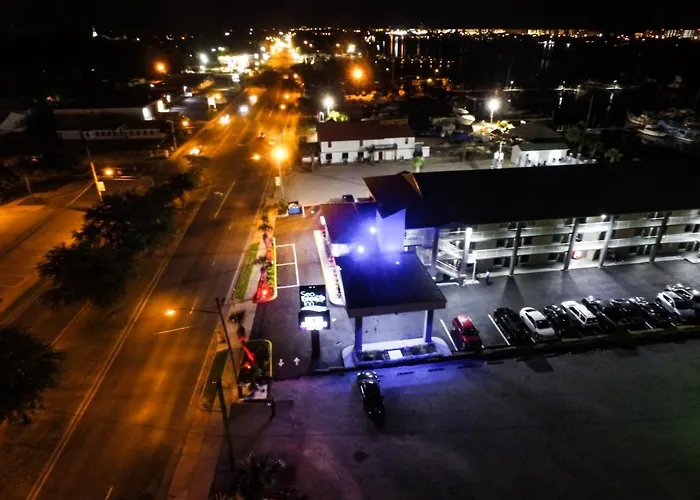 Seabreeze Inn - Fort Walton