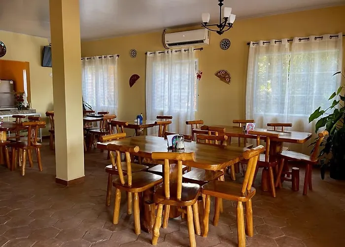 Hotel Y Restaurante Virgen De Fatima